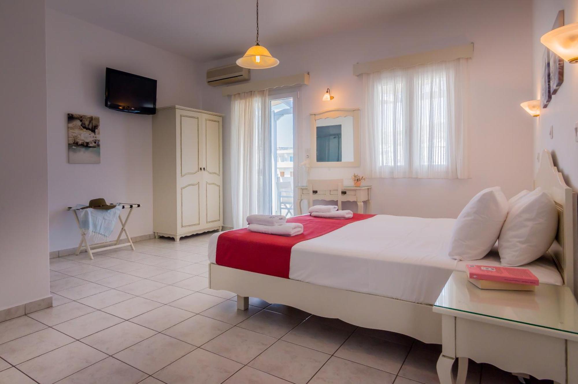 Aeolis Hotel Adamantas  Dış mekan fotoğraf