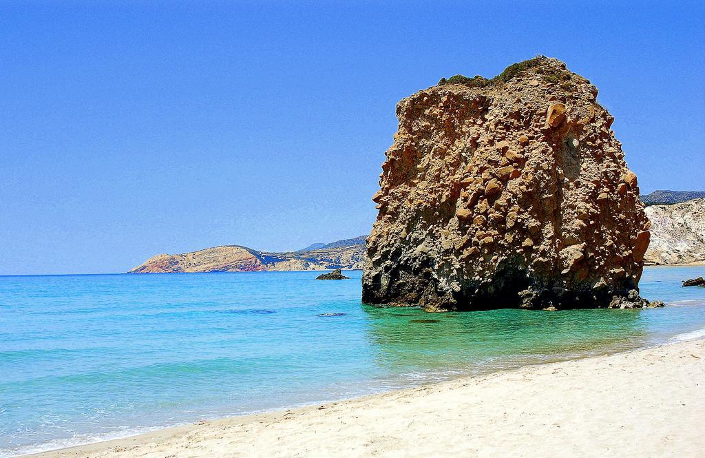 Aeolis Hotel Adamantas  Dış mekan fotoğraf