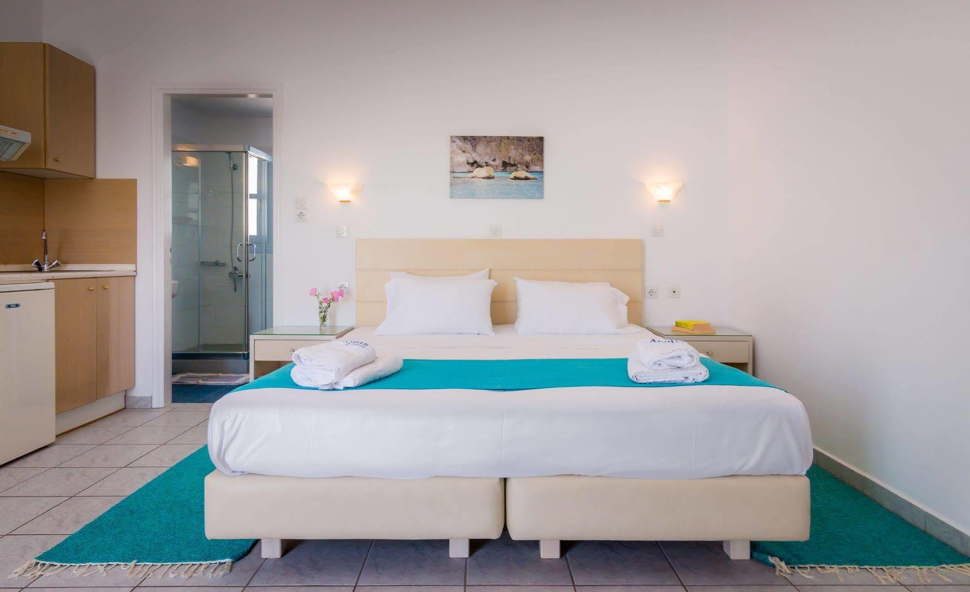 Aeolis Hotel Adamantas  Dış mekan fotoğraf